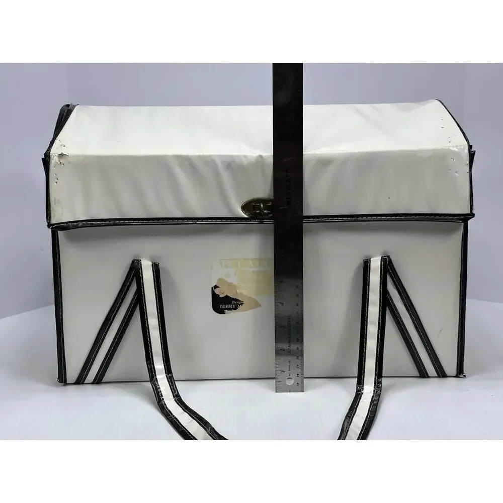 Vintage 1960's PET‎ A GO GO Dog Carrier Vented Hippie Dog BOHO White Vinyl